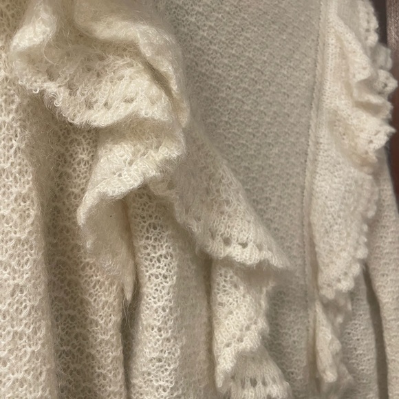 SÉZANE Elsa Mohair Sweater Ecru size M- lightly worn - Picture 4 of 10